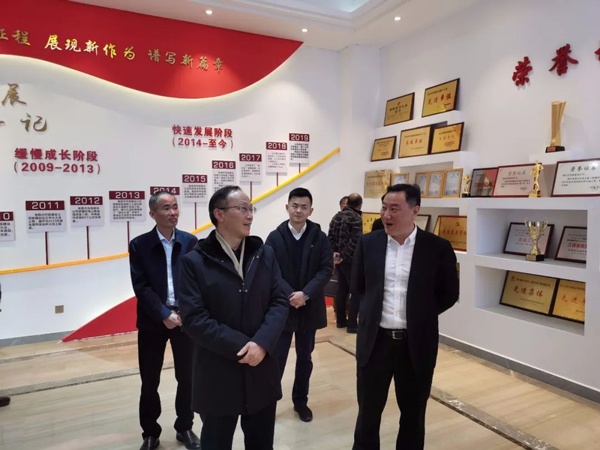 1610678894418939.jpg 青云譜區(qū)委常委統(tǒng)戰(zhàn)部部長(zhǎng)黃云松蒞臨南昌市政建設(shè)調(diào)研指導(dǎo)工作6001.jpg