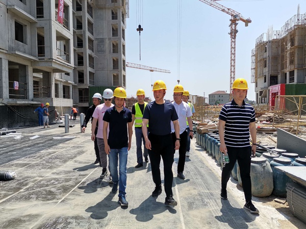 1620282047694388.jpg 市政建設(shè)集團(tuán)徐旭天祥大道南延工程拆遷安置房項(xiàng)目檢查指導(dǎo)6002.jpg