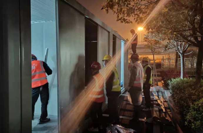 1648339131751818.jpg 南昌市政建設(shè)集團(tuán)黨旗在項(xiàng)目一線高高飄揚(yáng)6916.jpg