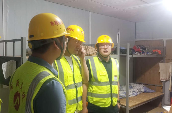 市政公用城項目開展生活區(qū)夜間突擊檢查 市政公用城項目開展生活區(qū)夜間突擊檢查