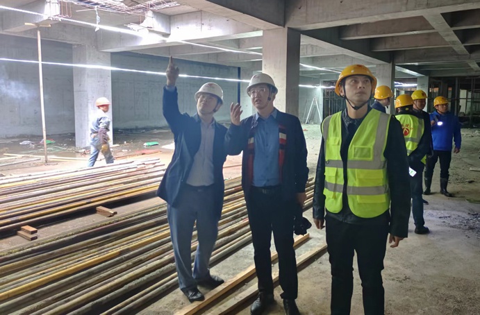 黨委副書(shū)記、總經(jīng)理王海龍深入唐人科技產(chǎn)業(yè)園項(xiàng)目檢查指導(dǎo)