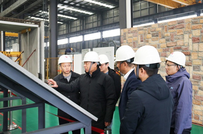 市政公用集團(tuán)黨委副書記、總經(jīng)理萬(wàn)義輝到市政遠(yuǎn)大公司調(diào)研指導(dǎo)