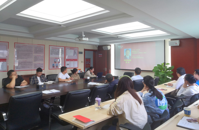 南昌市政建設(shè)集團(tuán)機(jī)關(guān)第二黨支部開(kāi)展五月主題黨日活動(dòng) 南昌市政建設(shè)集團(tuán)機(jī)關(guān)第二黨支部開(kāi)展五月主題黨日活動(dòng)