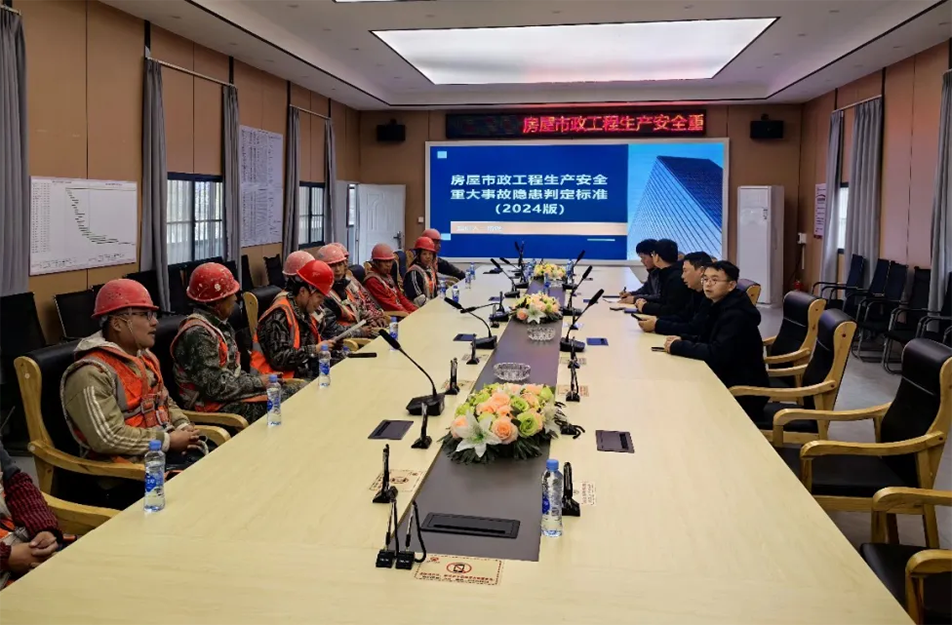 高處作業(yè)安全培訓｜腳手架搭設、防墜落措施與事故警示教育